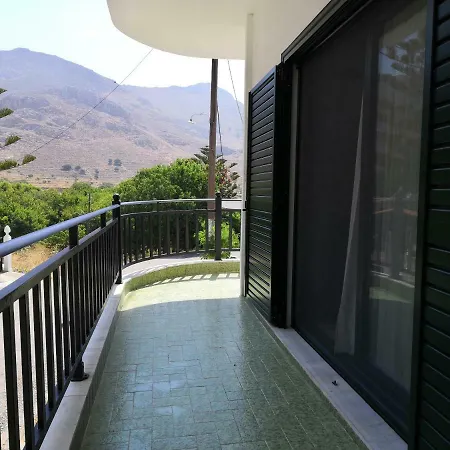 Foteini's House In Megalo Horio Tilos Case de vacanță Megálon Choríon